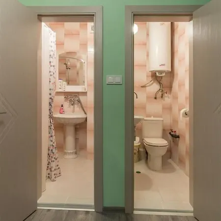 아파트 Kapriz - 2 Beds Aptmnt Near The 바르나